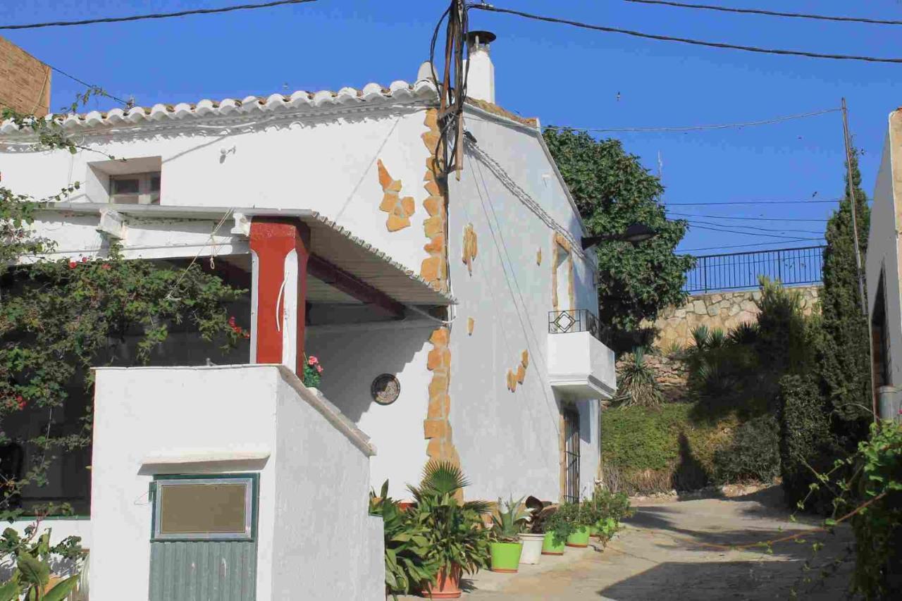 Casa Rural COMPLEX MASIA DEL TREMENDO Camarles Bagian luar foto
